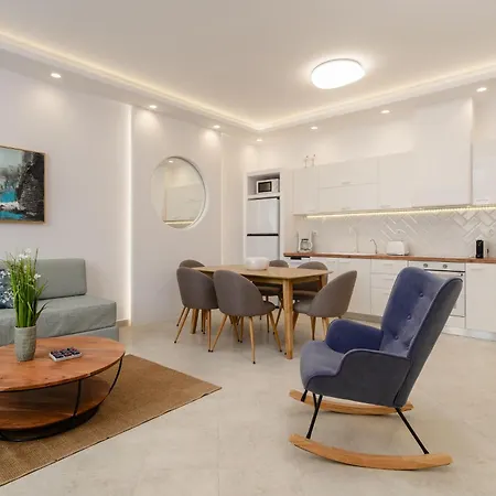 Exclusive 아파트 *